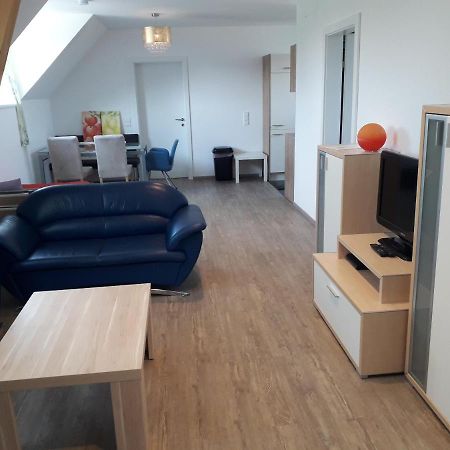 Apartment mit Balkon Steyr Exterior foto