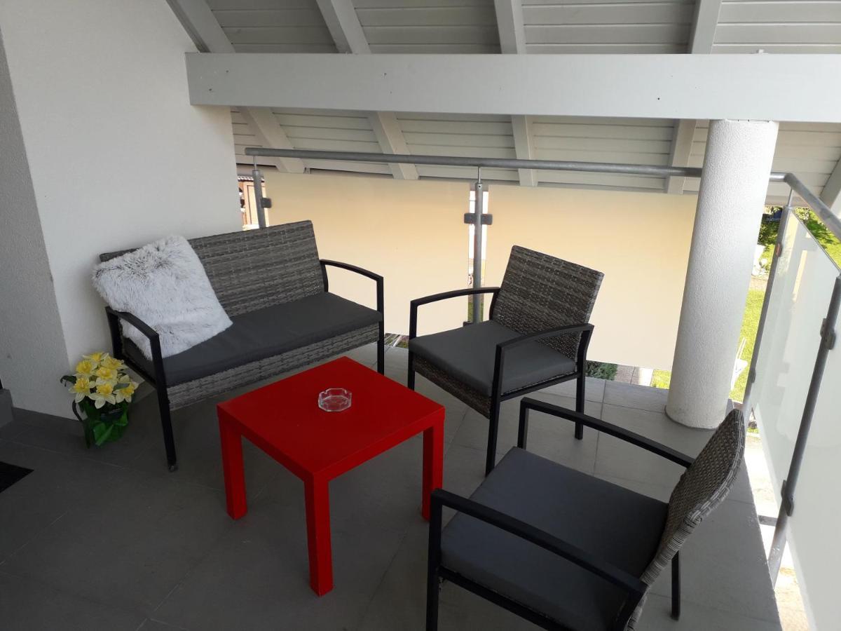 Apartment mit Balkon Steyr Exterior foto